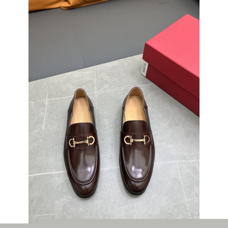 F**di leather shoes